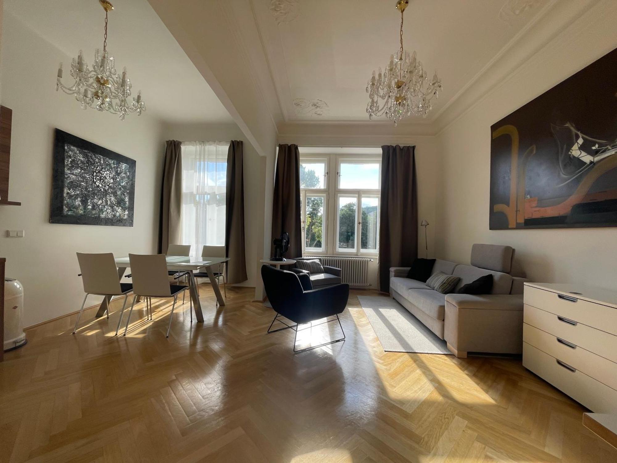 River View Manes Apartment Prag